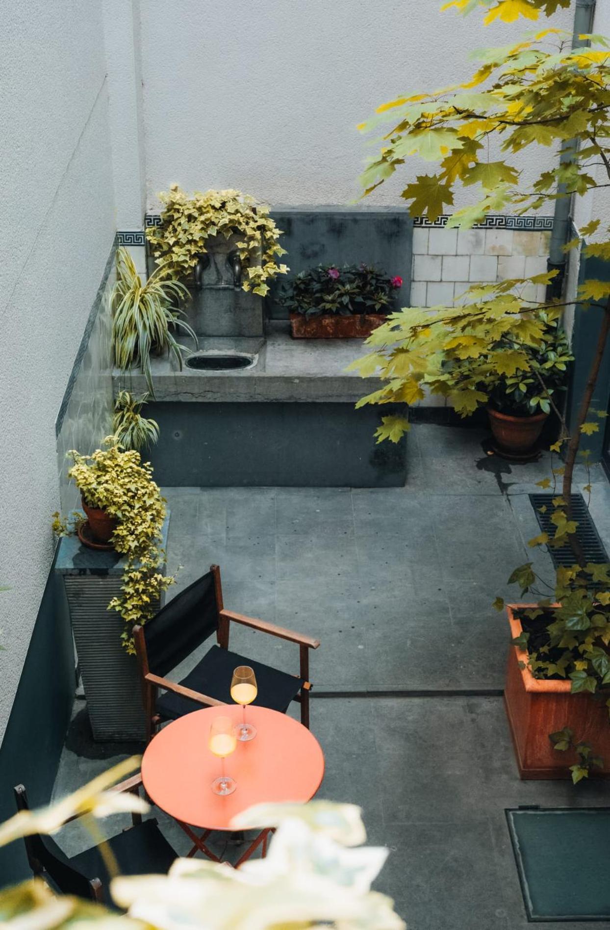 Duplex In Historical Centre With Private Courtyard Apartment Antwerp Exterior photo